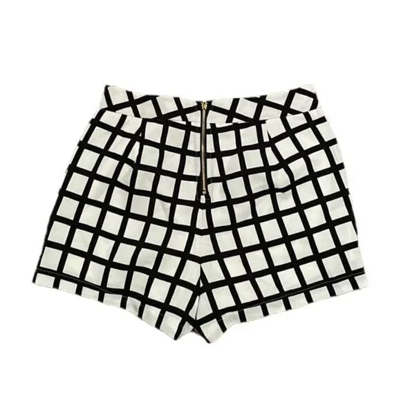 Forever 21 Grid Print Crepe Shorts - M - Picture 3 of 7